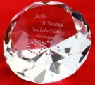 Diamant mit Gravur und Swarovski-Kristallen