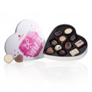 Pralinen in Herzdose zum Valentinstag