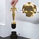 Toilettenbürste - Siegerpokal